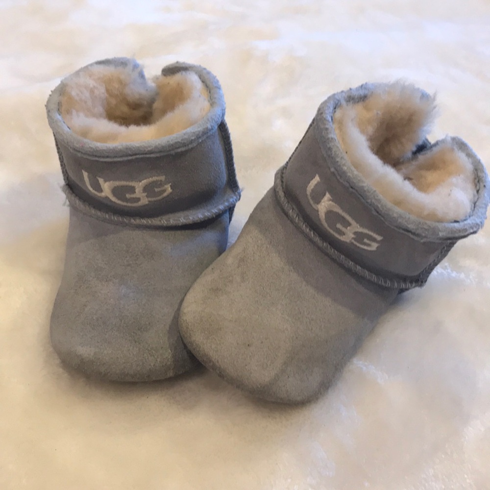 Authentic UGG suede size 4/5 toddler ankle boots color sky blue